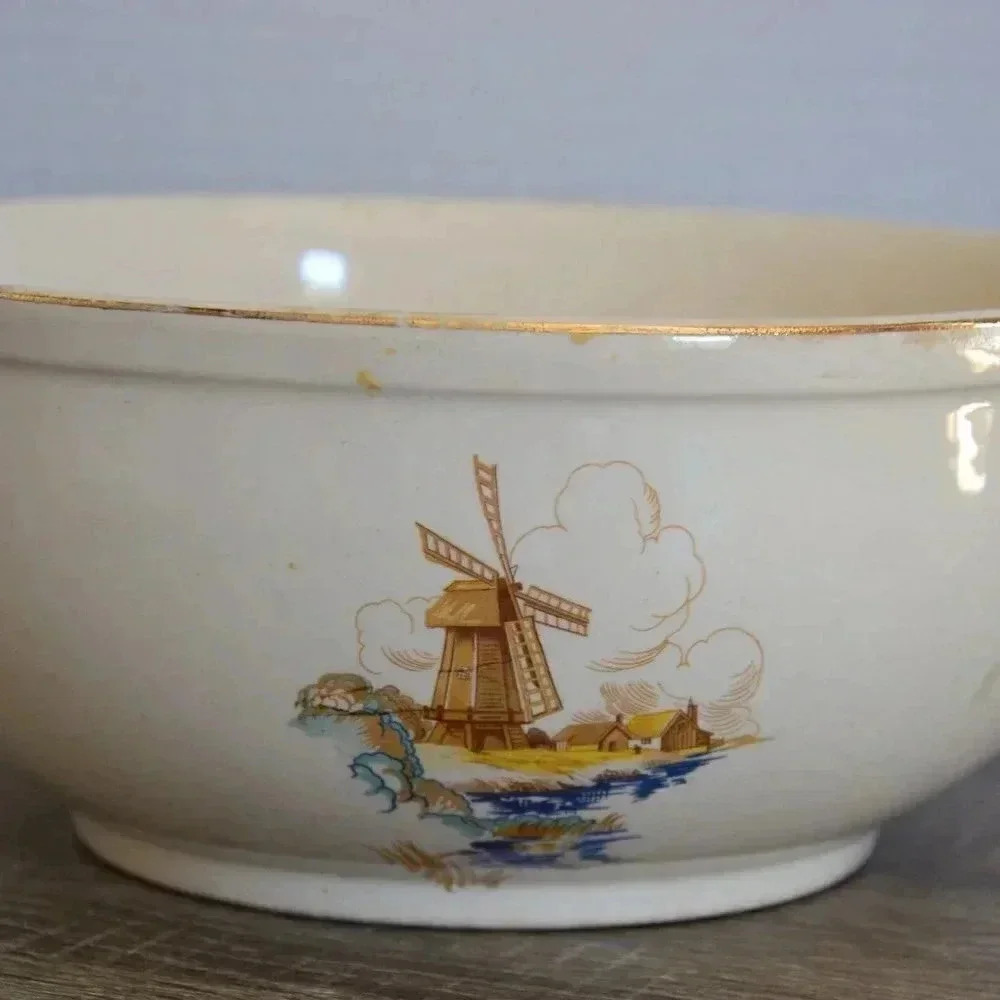 Vtg Ceramic  Bowl